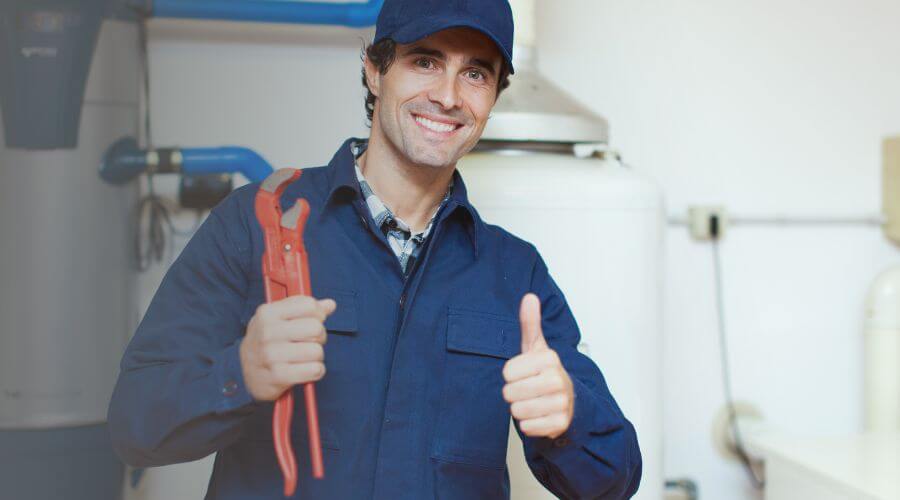 Local water heater installation in Rome, IL